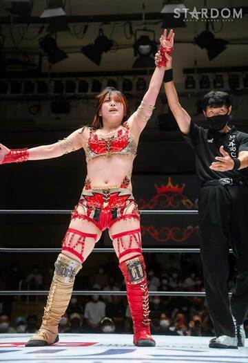  桜井まいに勝利し、リーグ戦５勝目を挙げた林下詩美