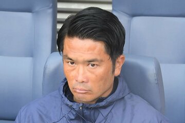 鹿島の岩政監督