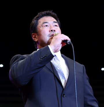  スピーチした佐々木健介（東スポWeb）