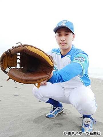  小田は今も捕手として野球を続けている