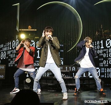  左から緒方龍一、橘慶太、千葉涼平