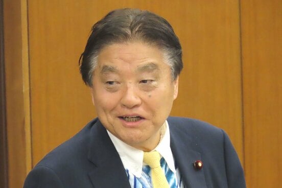 衆院財務金融委員会で質問を行った河村たかし氏　