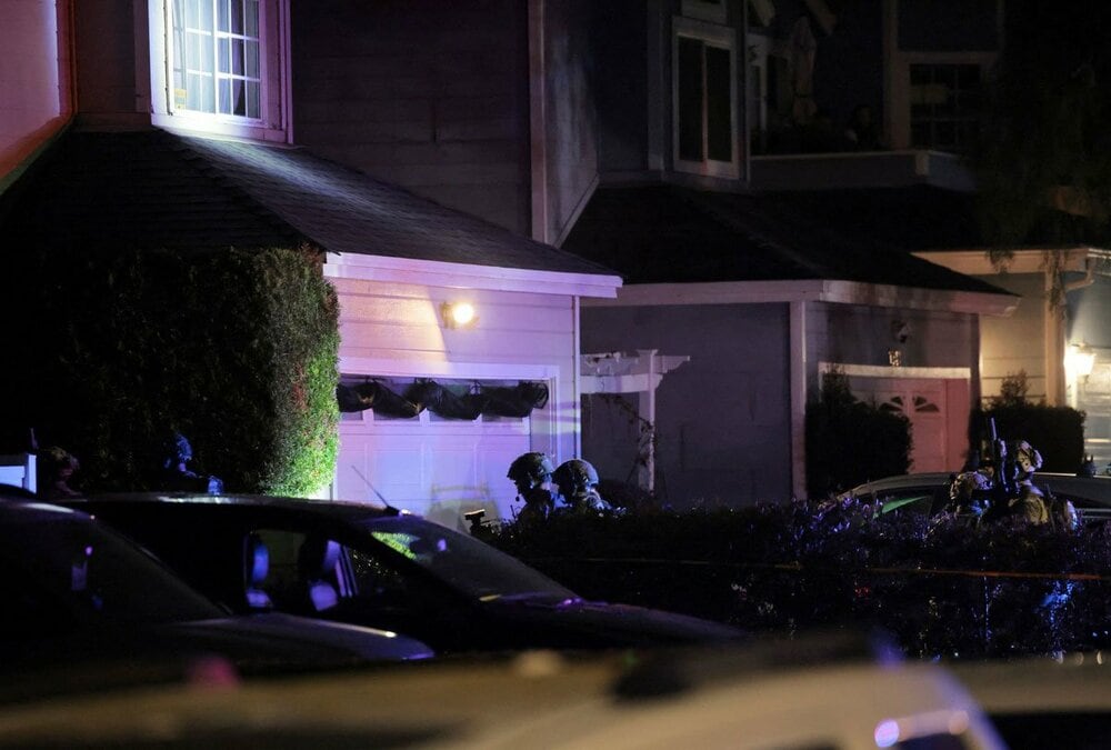 トーマス・アレン容疑者の住居にFBI捜査官らが立ち入った（ロイター）