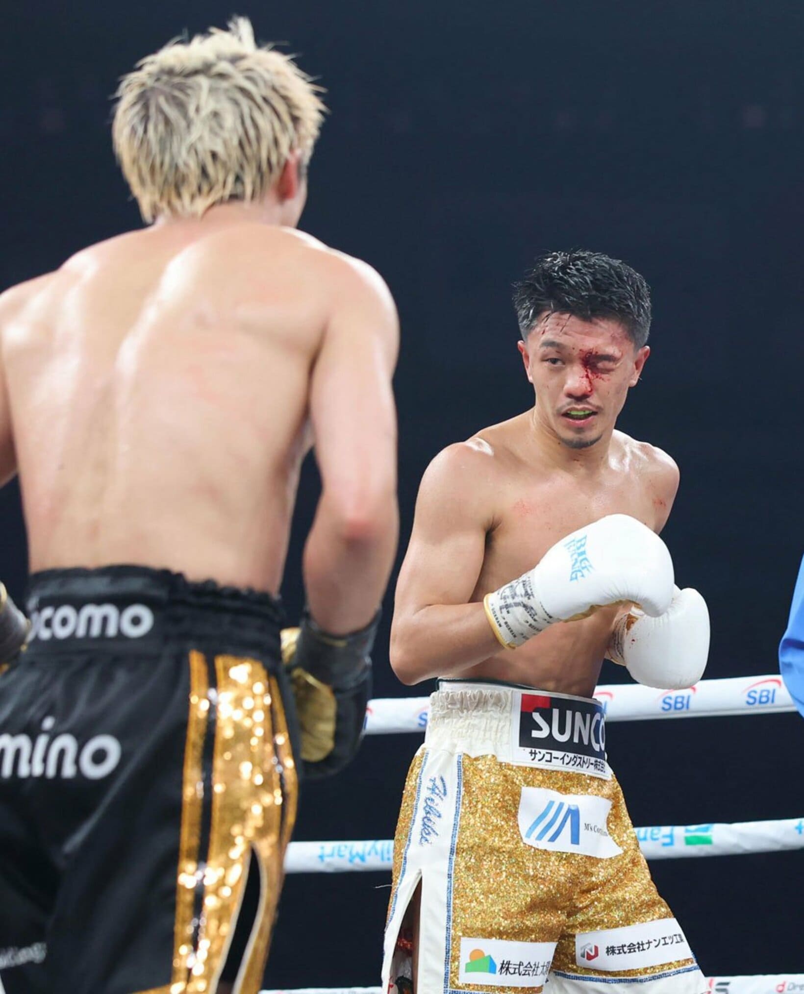 左目が痛々しい中谷潤人