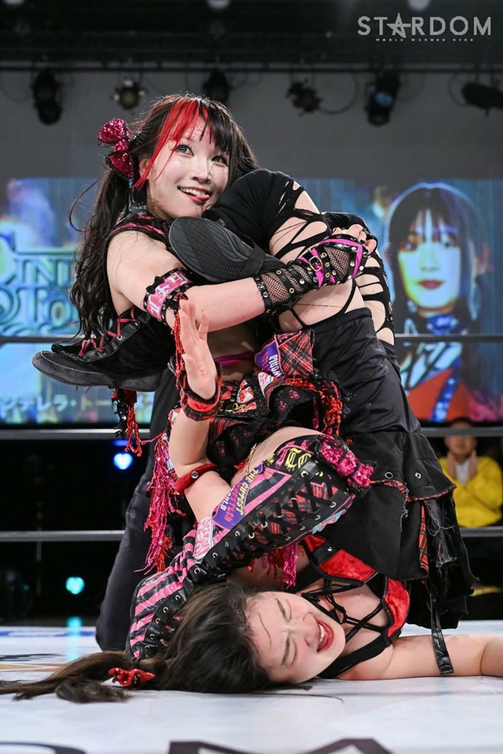 フィニッシュは伊藤スペシャル