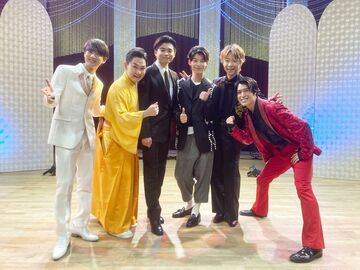 演歌第７世代コンサートを開催した青山新、彩青、二見颯一、原田波人、駿河ヤマト、平松賢人（左から）