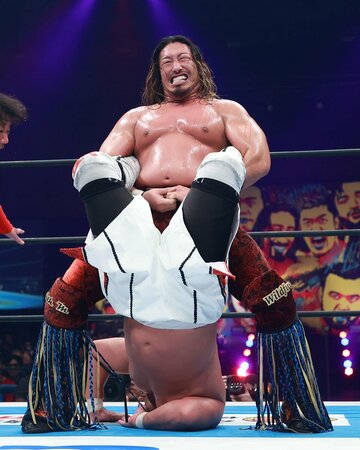 ベテランの後藤洋央紀(下)に逆エビを仕掛けた辻陽太
