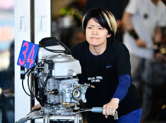 前検で３４号機を手にした遠藤エミ