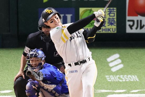 サヨナラ弾で試合を決めた正木智也
