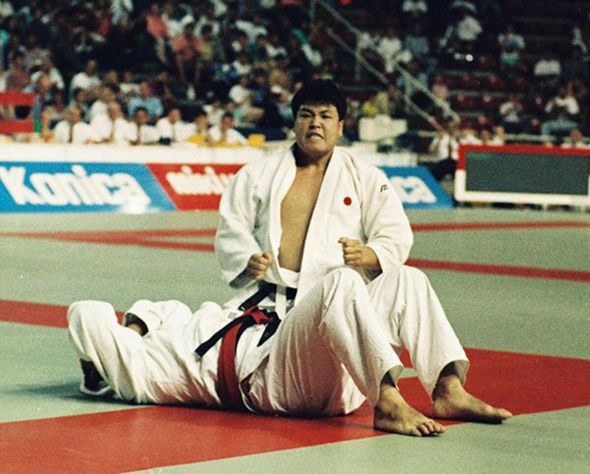 写真：小川直也氏 ライバル・ハハレイシビリさんを悼む「オレの人生を