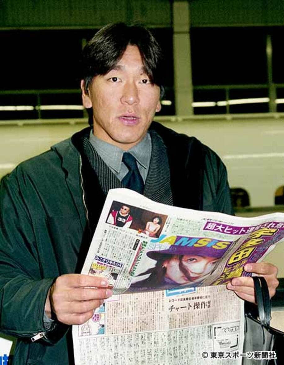  １９９９年３月、移動中に本紙を読んで情報収集？の松井氏