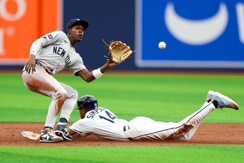 MLB】ヤンキース・チザム 今度は〝サイン盗み〟疑惑で相手投手と一