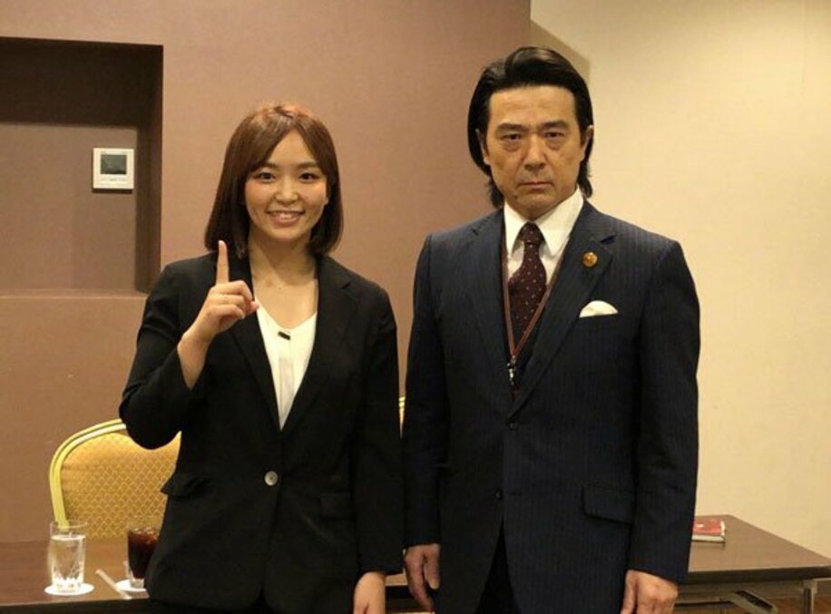  Ｓａｒｅｅｅ(左)とリアルジャパン・平井代表