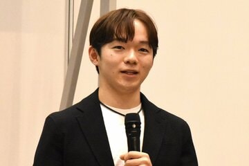 トークショーに参加した鍵山優真