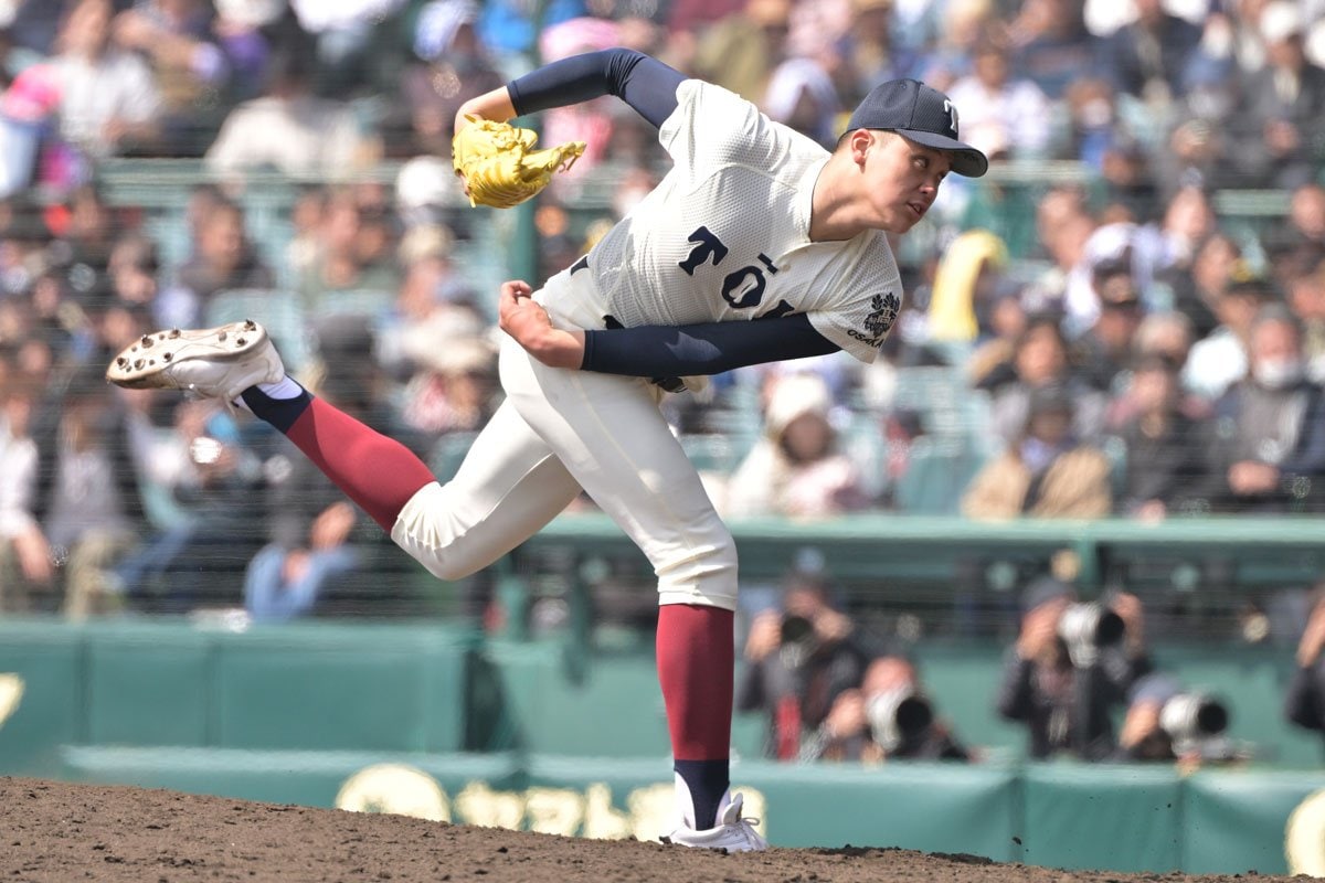 センバツ】大阪桐蔭の192センチ左腕・川本晴大が14K3安打完封