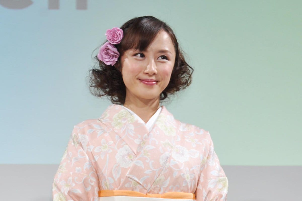 山口もえ 料理本を売るために野菜ソムリエ中級資格を取得したが