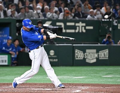 写真：【中日】中田翔が36歳バースデーを祝う2号アーチ「1球で 