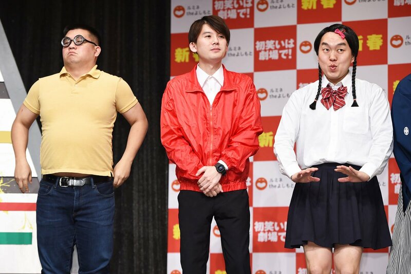 マネジメント契約終了となったジェラードン・海野裕二(中)。左がアタック西本、右がかみちぃ