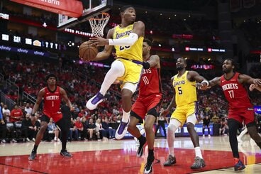 ロケッツ戦で２２得点と活躍した八村（ロイター）