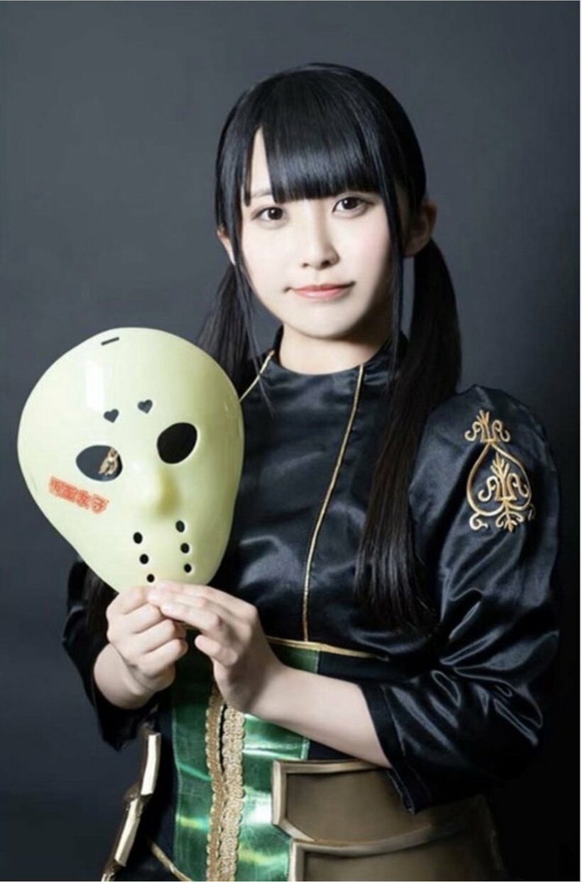  卒業と事務所退所を報告した「仮面女子・アーマーガールズ」野咲わか(公式サイトから)