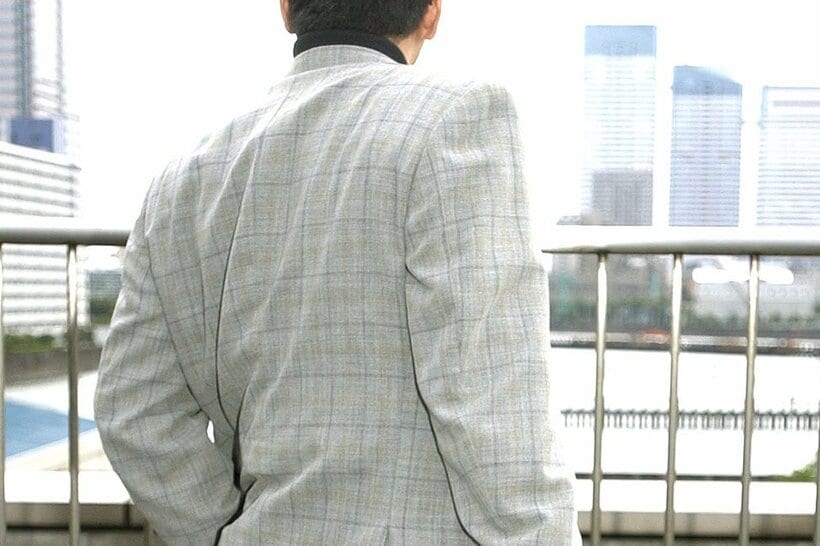 チャンスをつかむにはスーツ姿を決めたいところ