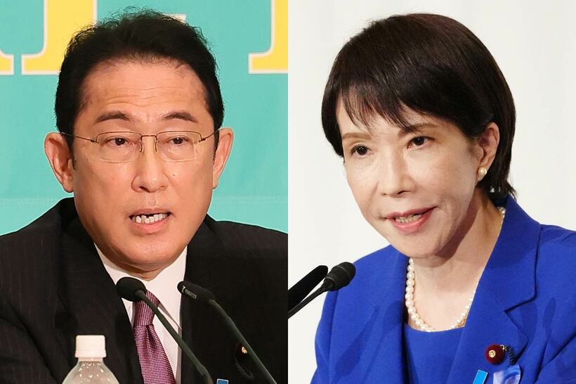 岸田文雄元首相（左）と高市早苗首相