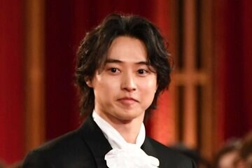 山﨑賢人