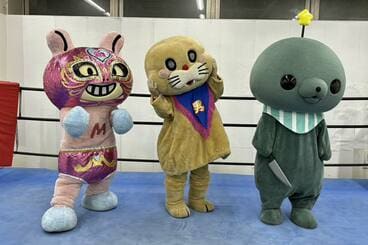 (左から)魅仁夢、ポコたん、タマ
