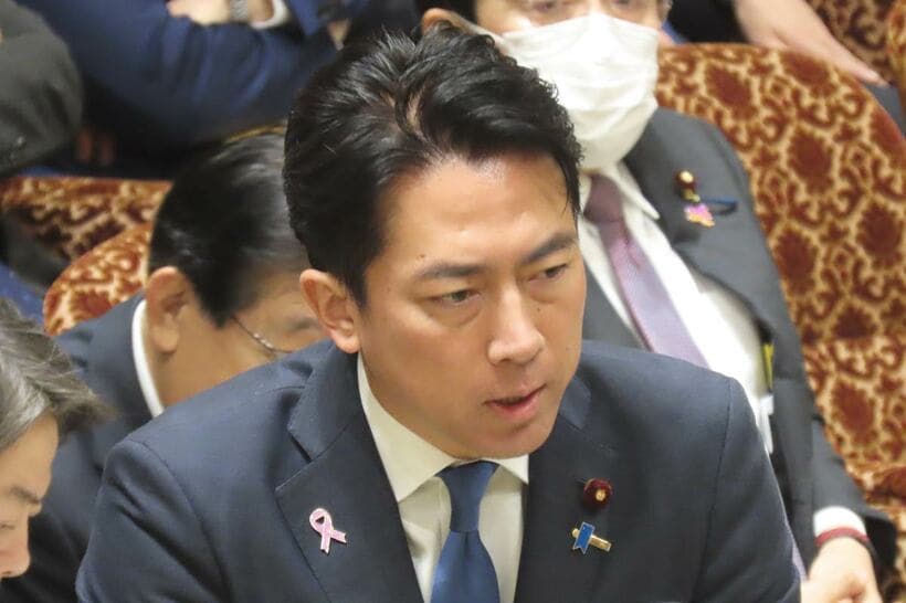 小泉進次郎防衛相