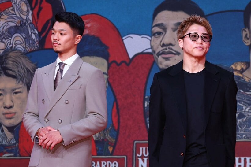 なんかよそよそしい？井上尚弥(右)と中谷潤人