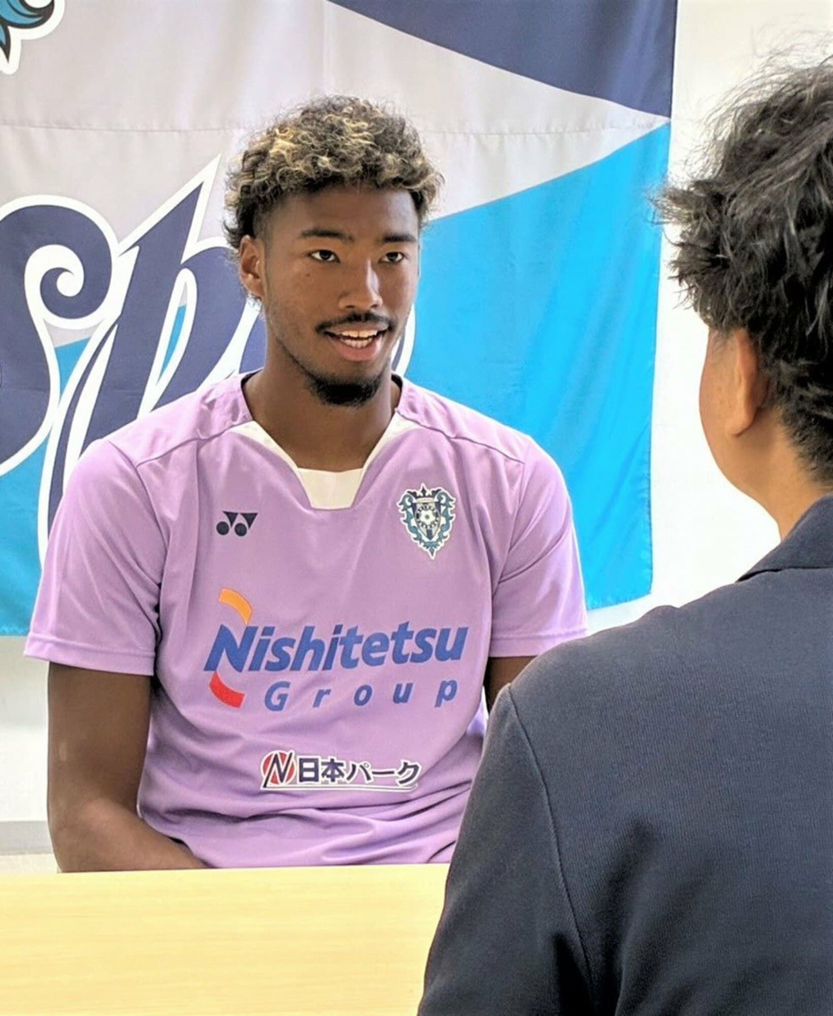 取材に応じるＤＦ三國ケネディエブス