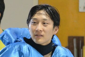 山口晃朋