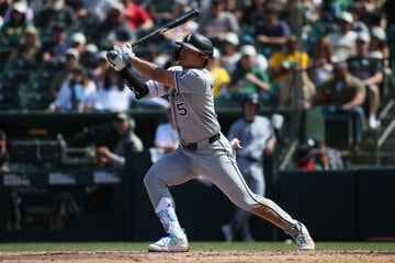 快音を響かせた村上宗隆（ロイター）