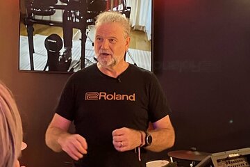 ローランドのゴードン・レイゾン社長