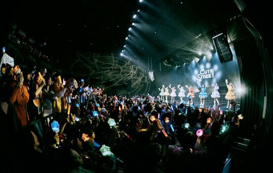 韓国ソウル・ＹＥＳ２４ワンダーロックホールでコンサートを行ったCUTIE STREET