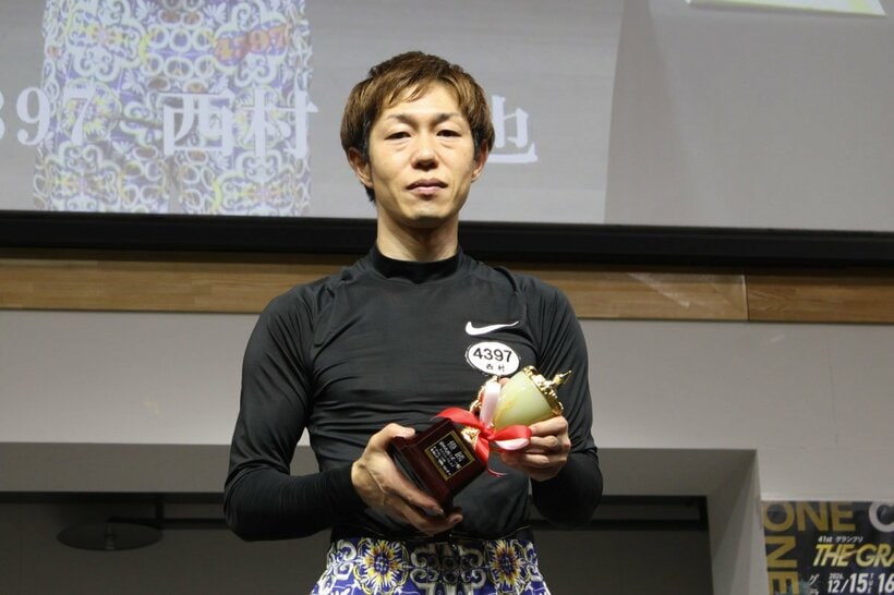 今年５回目の優勝を飾った西村拓也