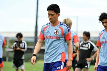 別メニュー調整を続ける遠藤