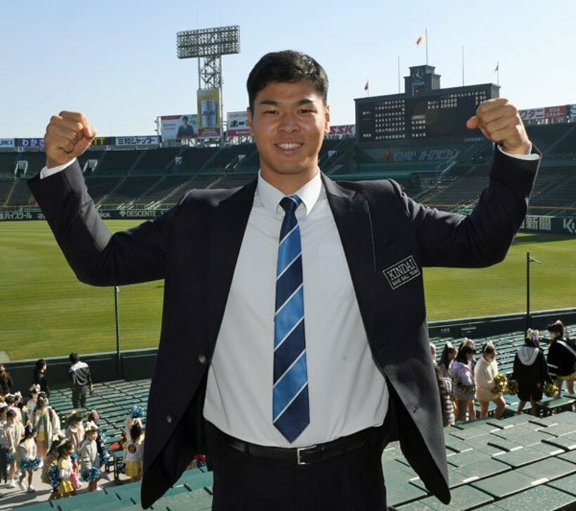  施設見学に参加した佐藤輝