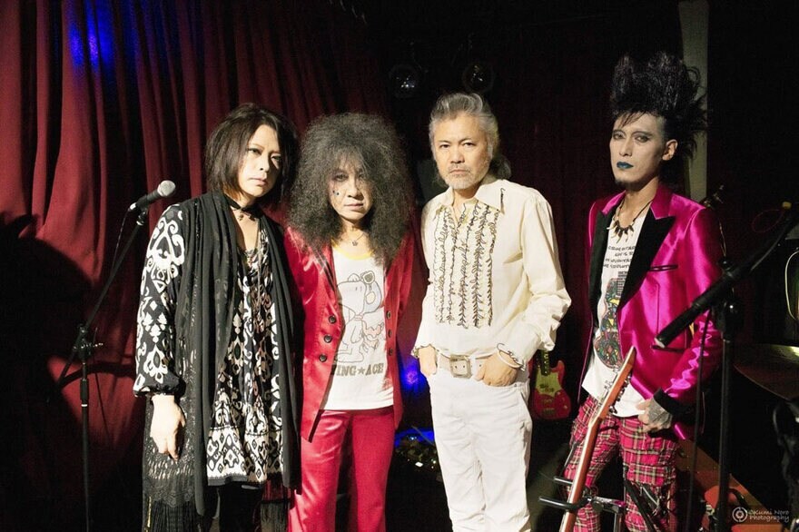写真：アキマツネオ率いるRama Amoebaがワンマンライブ | 東スポWEB