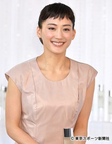 肌年齢はなんと19歳の綾瀬はるか