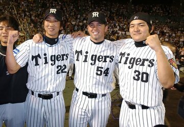  左から藤川、現役時代のウィリアムズ氏、久保田氏
