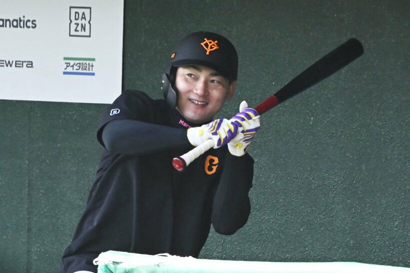 外野陣と仲良く切磋琢磨する巨人・丸佳浩