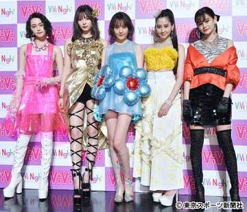  左から玉城ティナ、八木アリサ、トリンドル玲奈、河北麻友子、ｅｍｍａ