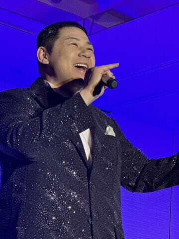 大阪・岸和田市の岸和田グランドホール・ダイヤモンドホールにてディナーショーを行った大江裕