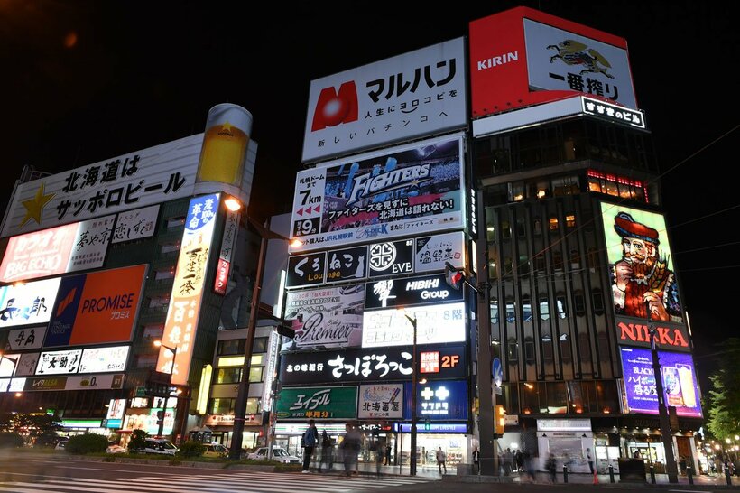 事件が起きたススキノ（写真はイメージ）