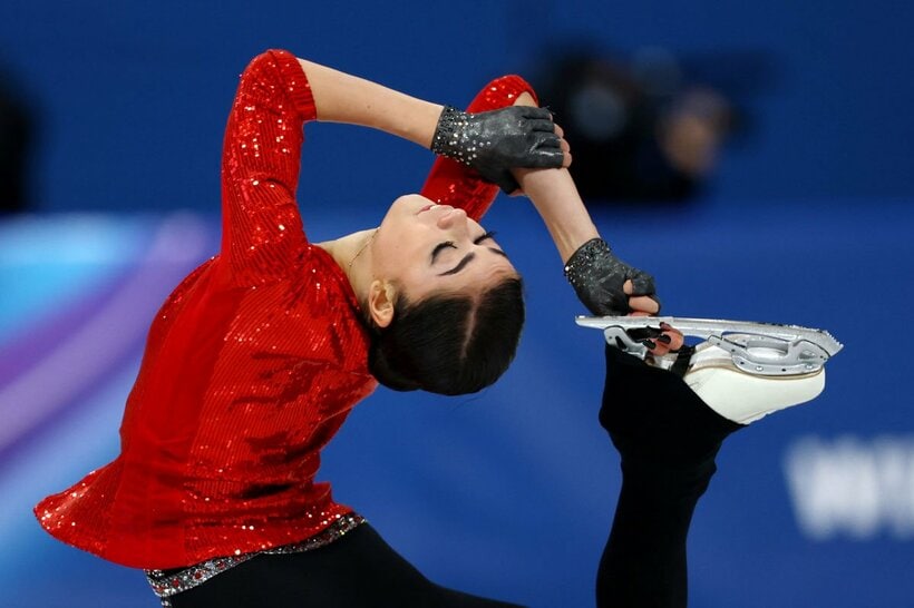 中立選手としての出場で、SPは首位と約６点差の５位につけたアデリア・ペトロシャン（ロイター）