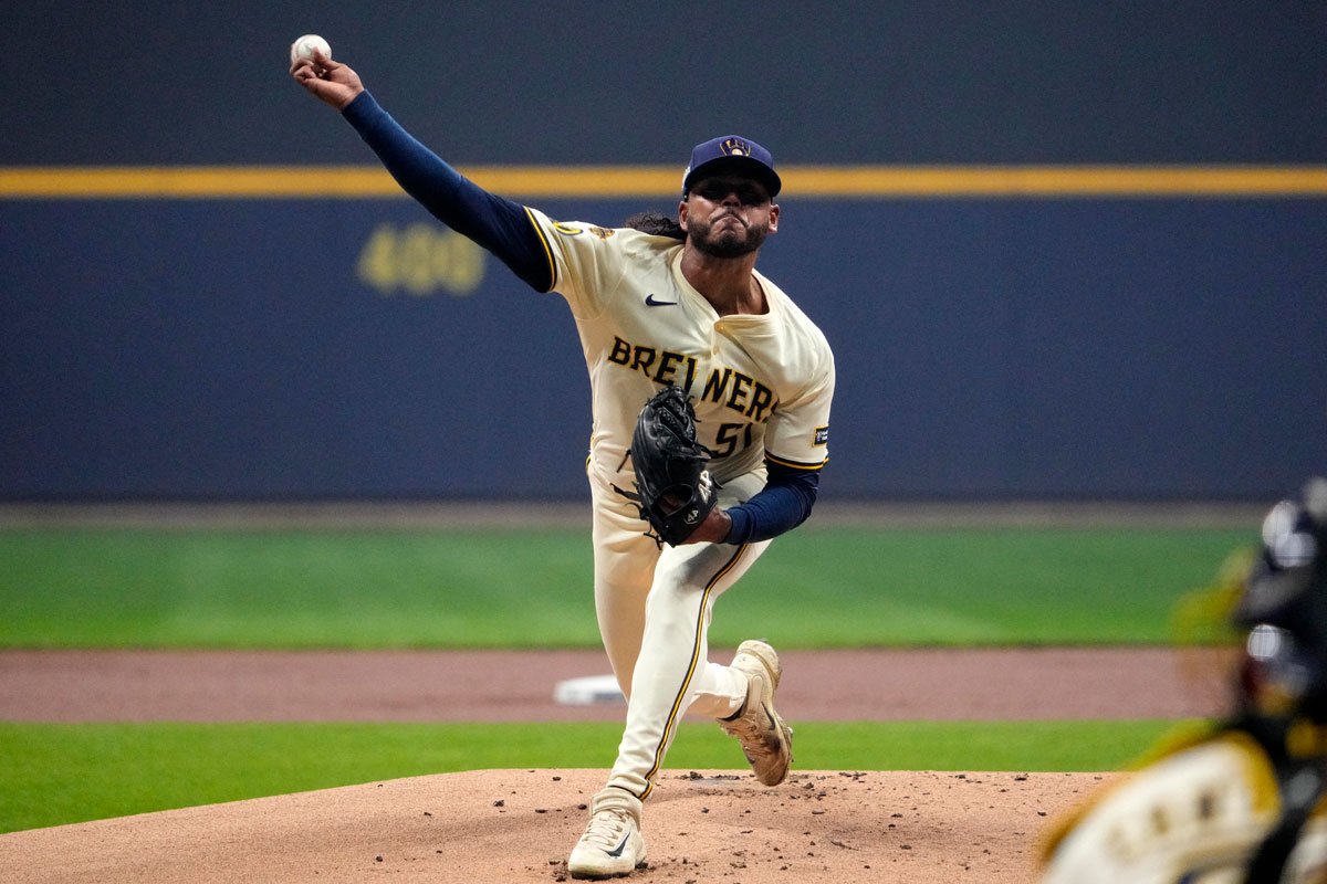 MLB】メッツが最多勝右腕ペラルタをトレードで獲得 3人を放出 急 