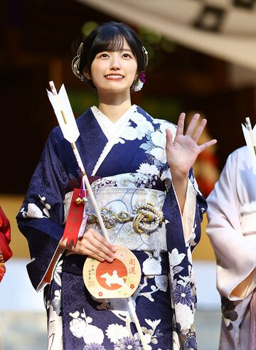 乃木神社で成人式を行った五百城茉央