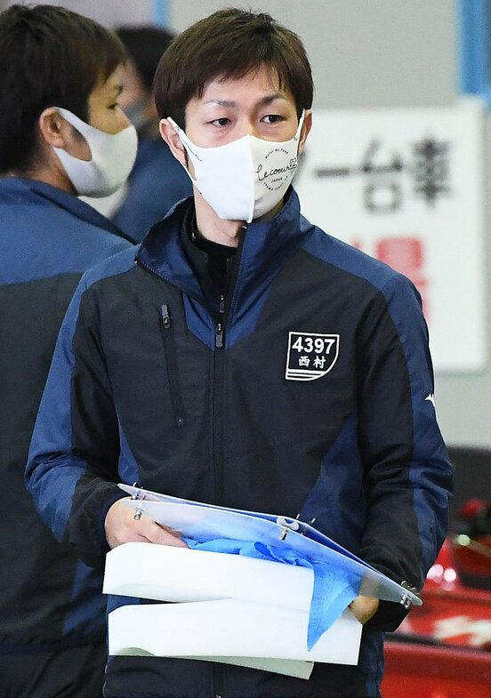 西村拓也