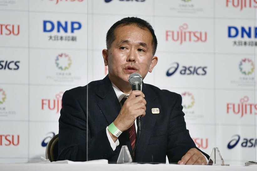  記者会見した東京五輪・パラリンピック組織委の森泰夫大会運営局次長(代表撮影)